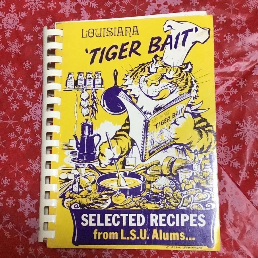 Cookbook vintage LSU Alumni Tiger Bait cookbook